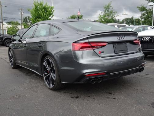 Daytona Gray Pearl Effect 2025 Audi S5 Premium Plus
