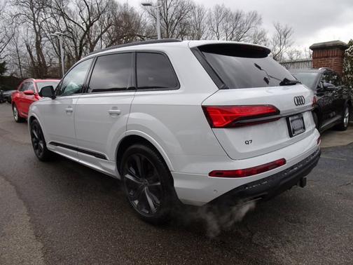 2025 Audi Q7 Prestige
