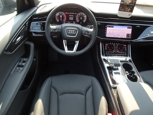 Waitomo Blue Metallic 2026 Audi Q8 Premium Plus