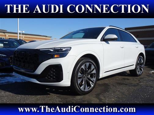 2025 Audi Q8 Premium Plus