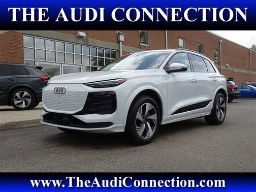 2025 Audi Q6 e-tron Premium Plus