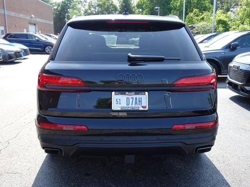 2025 Audi Q7 Premium Plus