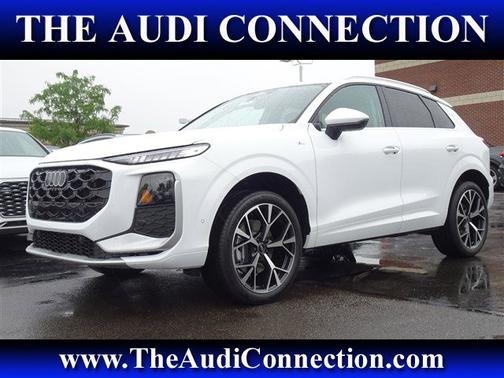 Arkona White 2026 Audi Q3 S line