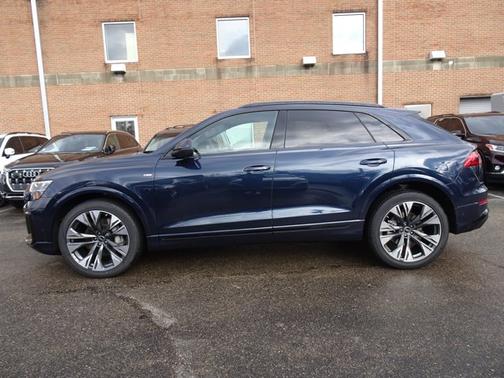 2026 Audi Q8 Premium Plus