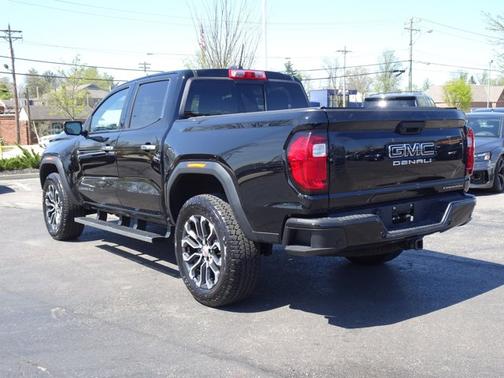Onyx Black 2024 GMC Canyon 4WD Denali