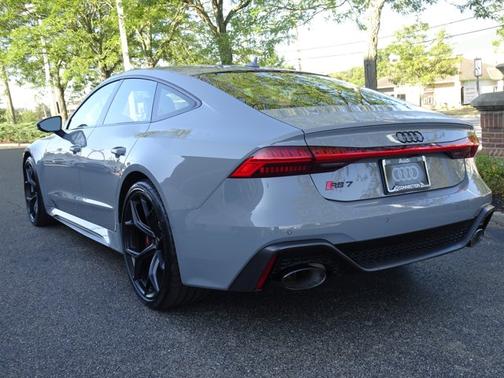 2026 Audi RS 7 performance