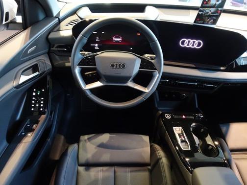 2025 Audi Q6 e-tron Premium Plus