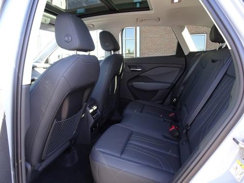 Arrow Gray Pearl Effect 2026 Audi Q3 S line
