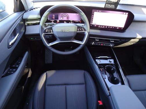 Arrow Gray Pearl Effect 2026 Audi Q3 S line