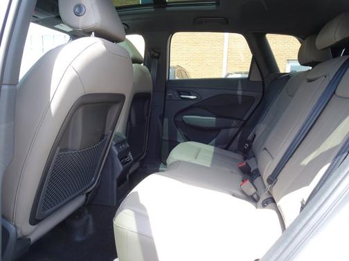 Glacier White Metallic 2026 Audi Q3 S line