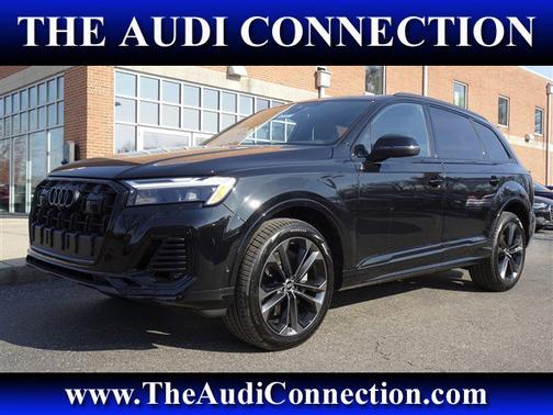 2025 Audi Q7 Premium Plus