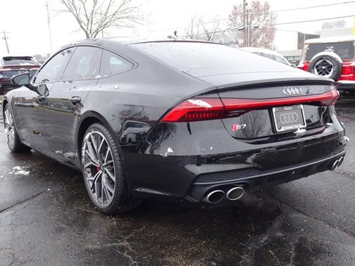 2025 Audi S7 Premium Plus