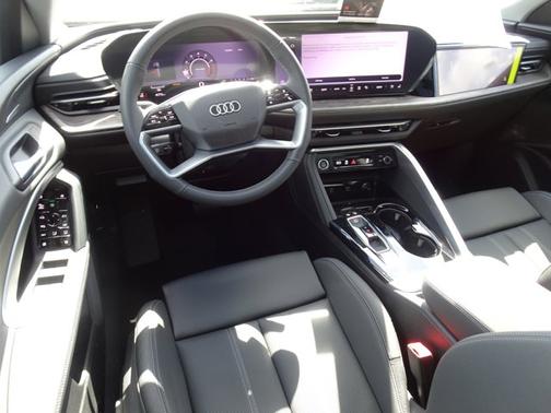 Mythos Black Metallic 2026 Audi Q5 Prestige