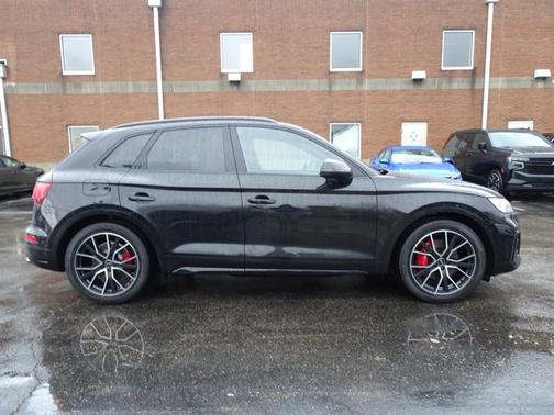 2024 Audi SQ5 Premium Plus