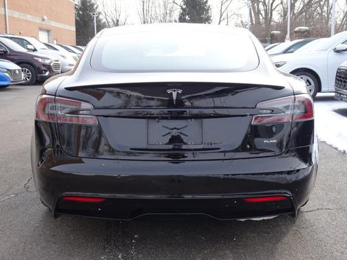 2021 Tesla Model S Plaid