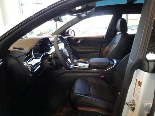 2026 Audi Q8 Premium Plus