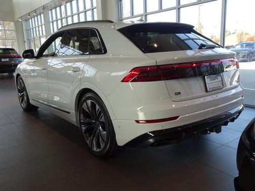 2026 Audi Q8 Premium Plus