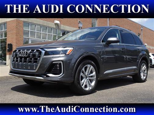 2025 Audi Q7 Premium Plus