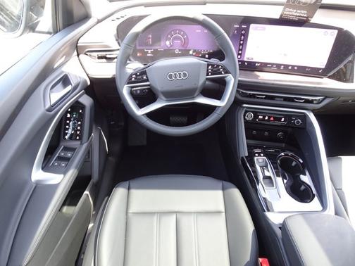 Mythos Black Metallic 2026 Audi Q5 Premium Plus