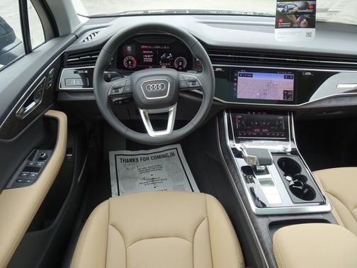 2025 Audi Q7 Premium Plus