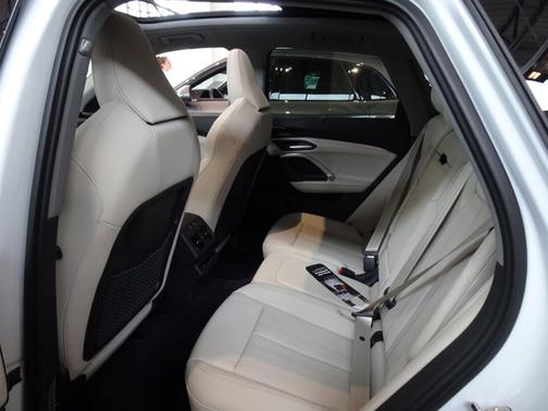 2025 Audi Q5 Prestige