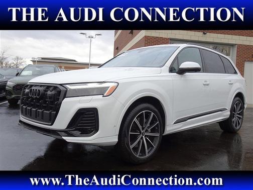 2025 Audi Q7 Premium Plus