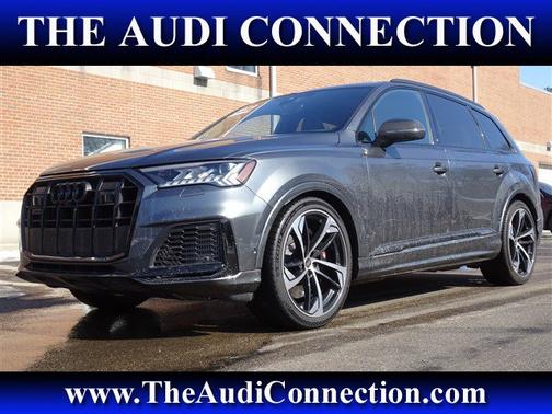 2023 Audi SQ7 Premium Plus