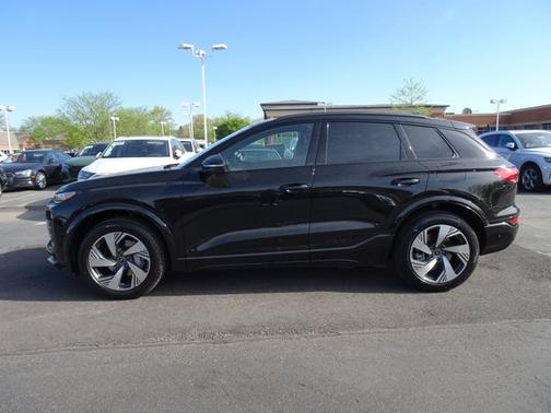 2025 Audi Q6 e-tron Premium Plus