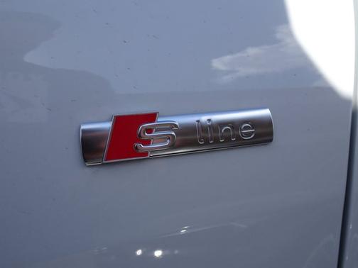 2026 Audi Q5 Premium Plus