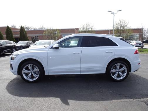 2019 Audi Q8 Premium