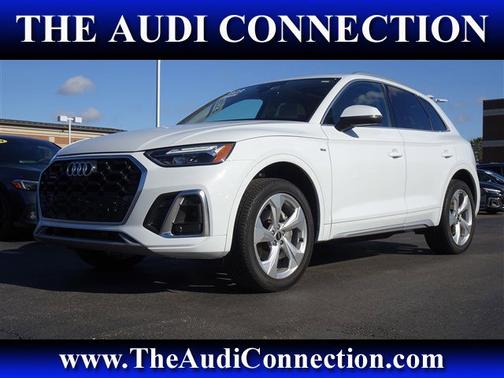 2023 Audi Q5 S line Premium Plus