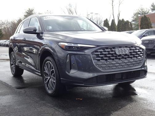 2025 Audi Q5 Premium Plus