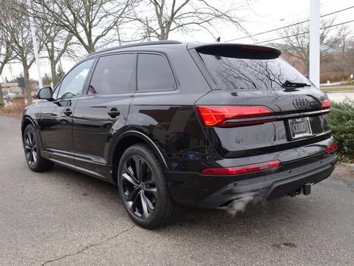 2026 Audi Q7 Premium Plus