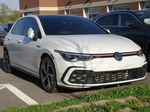 2024 Volkswagen Golf GTI SE