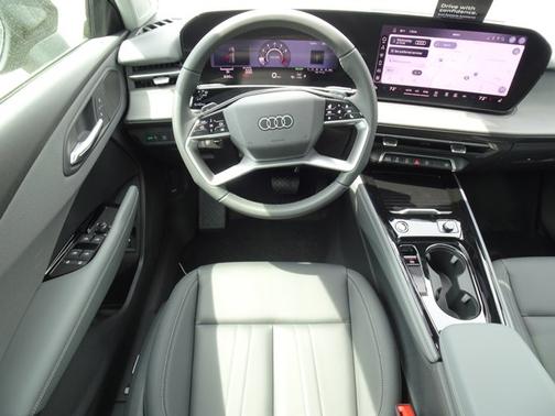 Mythos Black Metallic 2026 Audi Q3 S line