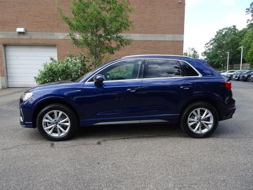 2025 Audi Q3 S line Premium Plus