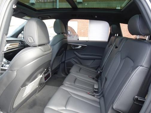 2025 Audi Q7 Prestige