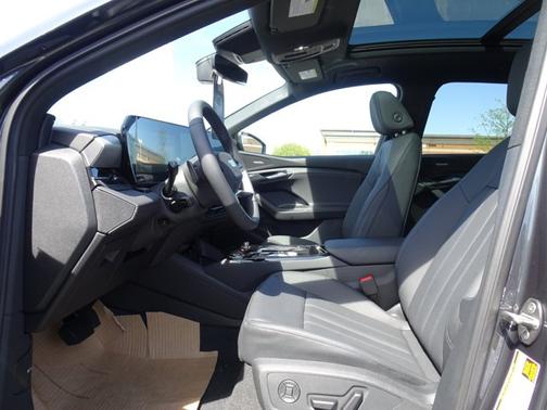 Manhattan Gray Metallic 2027 Audi Q6 e-tron Premium Plus