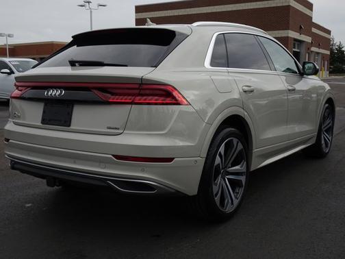 2022 Audi Q8 Prestige