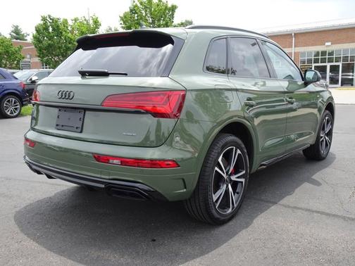 2025 Audi Q5 S line Premium Plus
