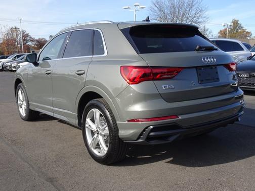 2022 Audi Q3 S line Premium Plus