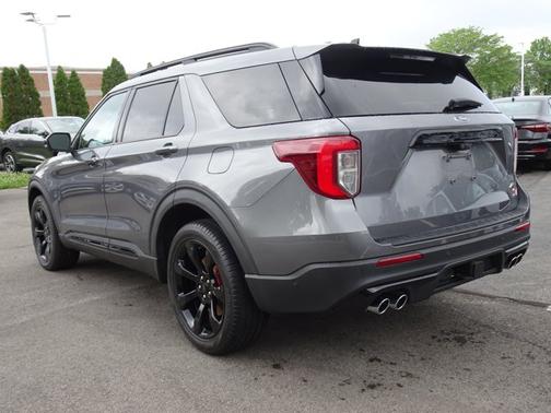 Carbonized Gray Metallic 2021 Ford Explorer ST