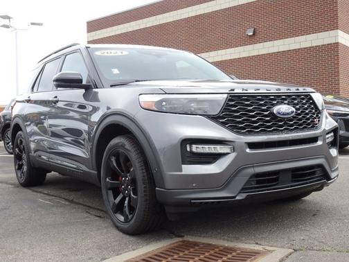 Carbonized Gray Metallic 2021 Ford Explorer ST