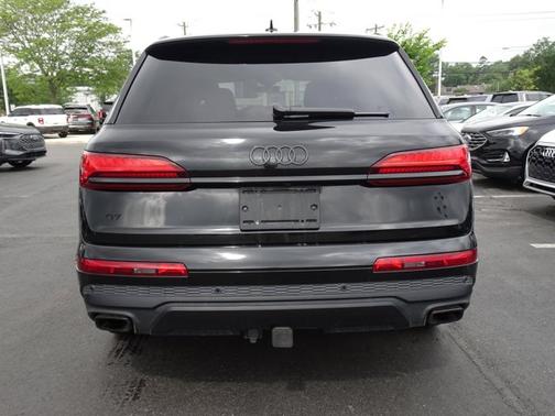 2025 Audi Q7 Premium Plus