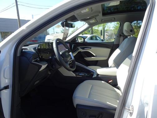 2025 Audi Q5 Premium