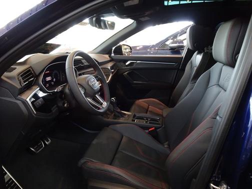 2025 Audi Q3 S line Premium Plus