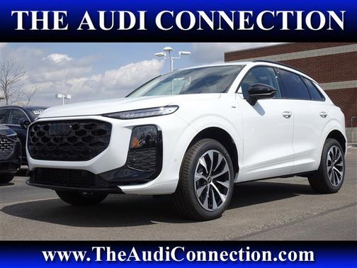Glacier White Metallic 2026 Audi Q3 S line
