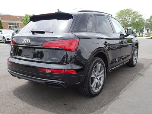 2025 Audi Q5 S line Premium