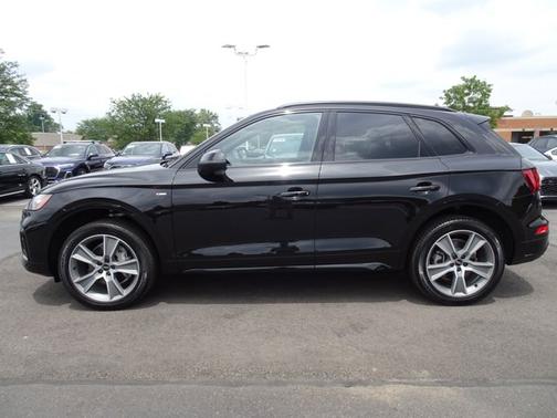 2025 Audi Q5 S line Premium
