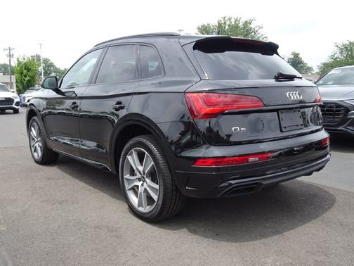 2025 Audi Q5 S line Premium